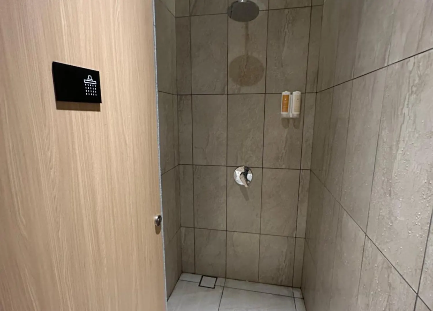 Axon Residence By Leo Suites Kuala Lumpur Malaysia