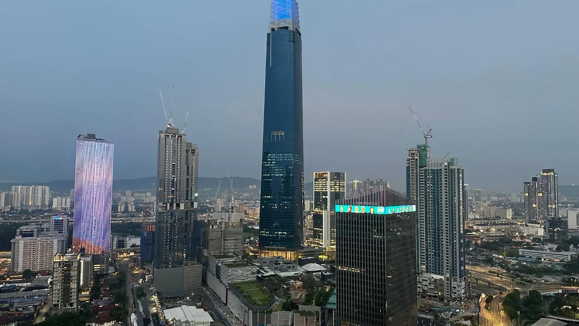 Axon Residence By Leo Suites Kuala Lumpur